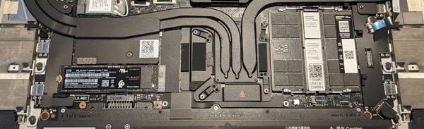 Cropped photograph of the laptop internals.